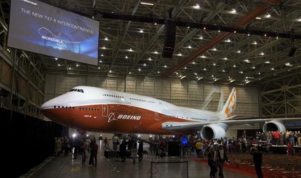 Boeing 747-8 Photos