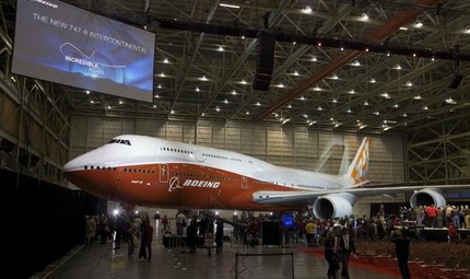 Boeing 747-8 Photos