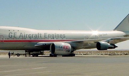 General Electric Boeing 747-100 flying test bed N747GE with a test engine mounted inboard